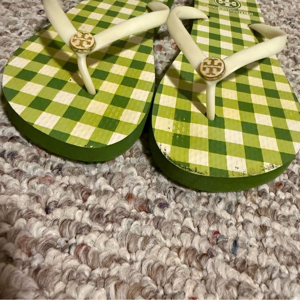 Tory Burch Flip Flop Slip Strap Green Plaid Checkered Sandals- Size 8 - Picture 2 of 8